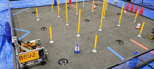 FTC students with robot